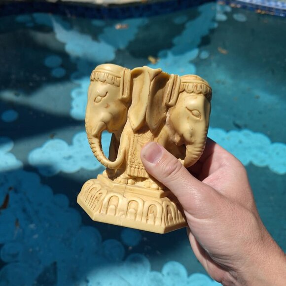 Interesting Vintage African Carved Stone Three Headed Elephant Candle Holder - Picture 6 of 8